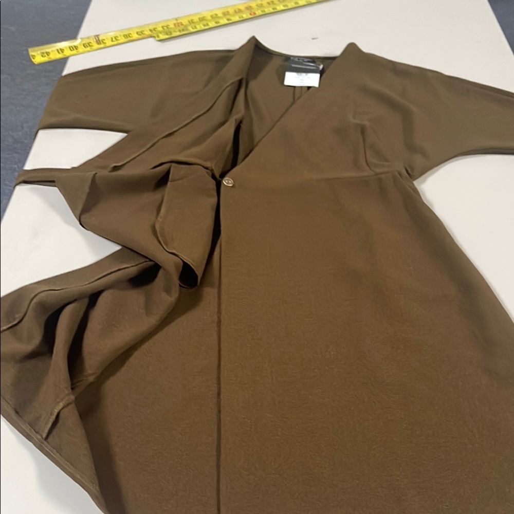 NWT Brown Wrap Kimono Style Top - Picture 5 of 15
